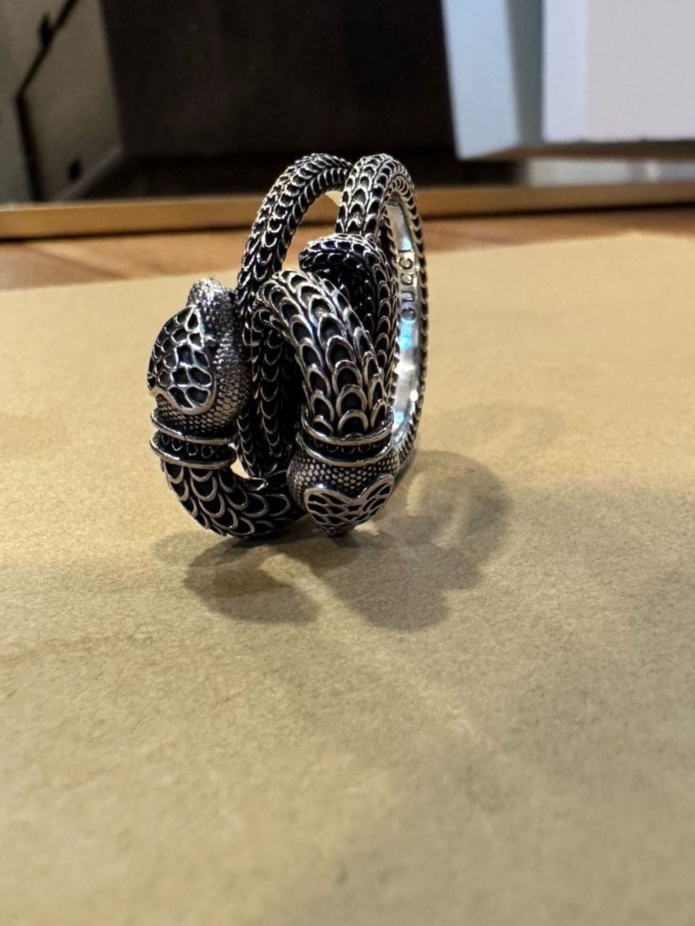 Gucci Silver Snake Wrap Ring - Picture 4 of 4